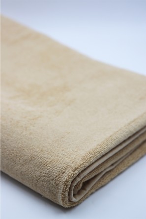 Toalla baño 100 x 160 color beige rizo convencional 500g/m2