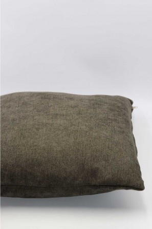 Cojín decorativo Sara color 24 Marrón chocolate